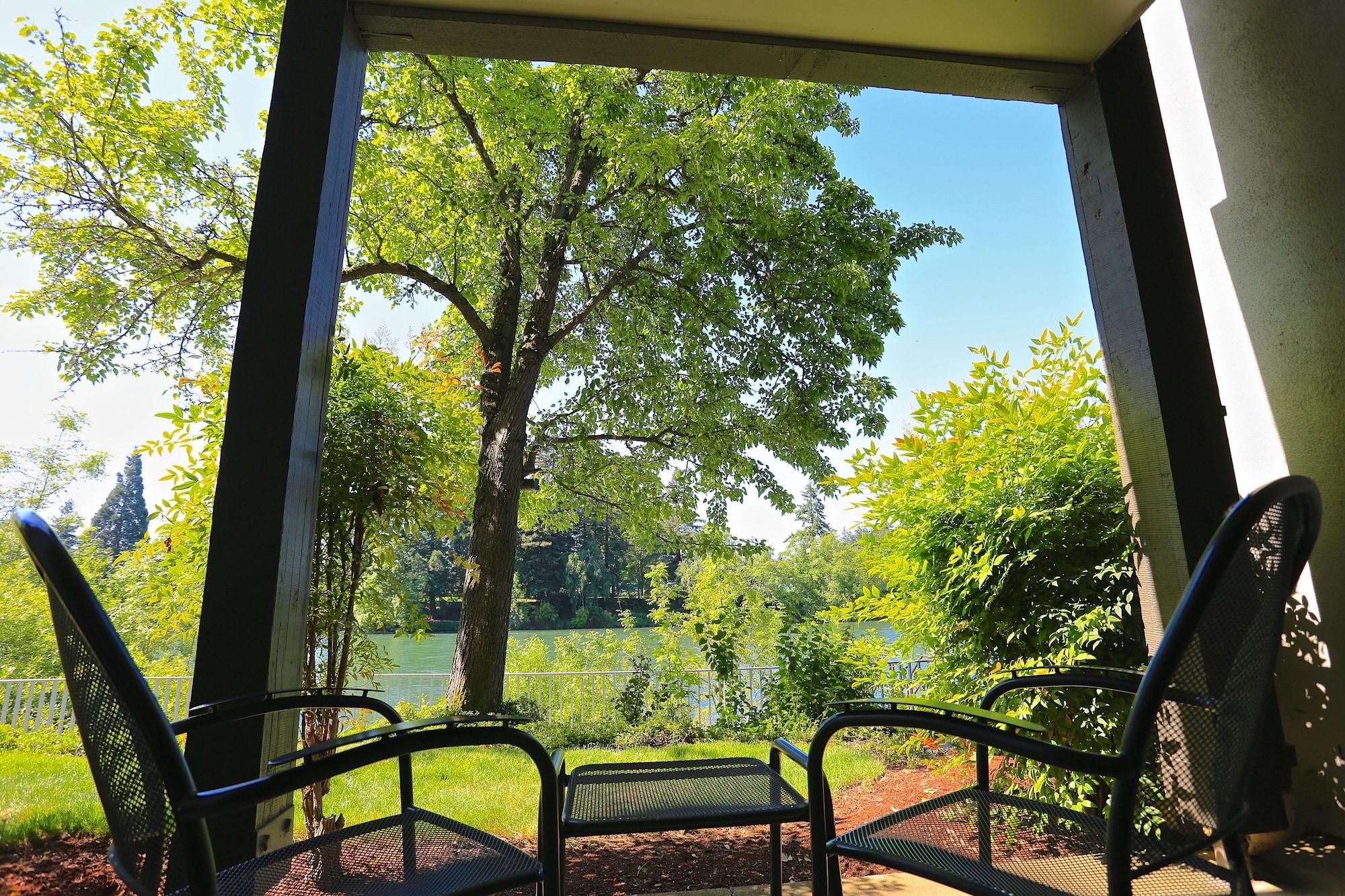 Valley River Inn Eugene Exterior foto